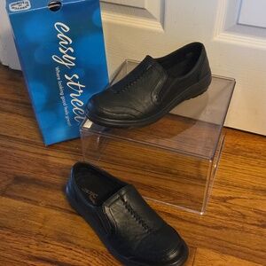 Easy Street Black Women's Loafers 9.5 With Box